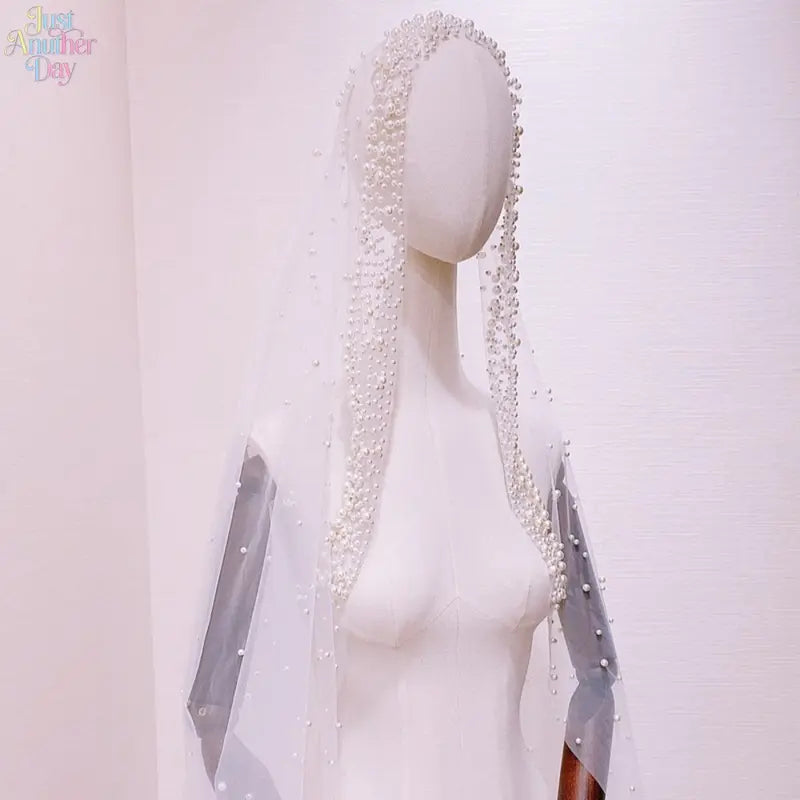Luxury Pearl Embellished Bridal Veil, Elegant Beaded Long Tulle Wedding Veil, Sheer Face-Covering Veil for Wedding, Photoshoot & Bridal Accessories
