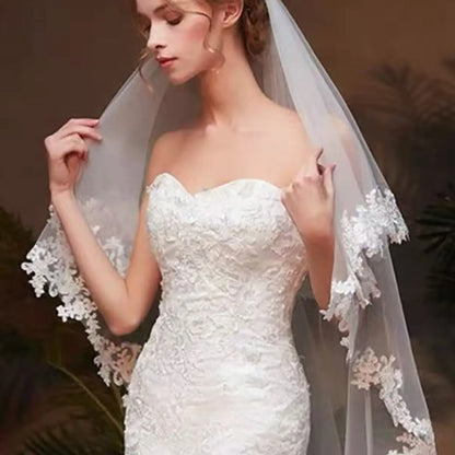 Elegant Ivory Wedding Veil, Long Water-Soluble Lace Trim, Perfect for European and American Weddings, Simple and Chic Design, Wedding Veils for Brides, The Wedding Veil