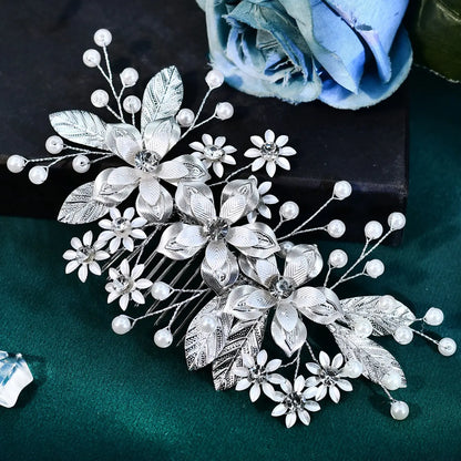 Elegant Handmade Handcrafted Alloy Flower Faux Pearl Hair Comb, Pearl Imitation, Bridal Wedding Bride Accessory, Party Dance Perfect Match, Women Festival Gathering Hairstyle Decor, All Seasons