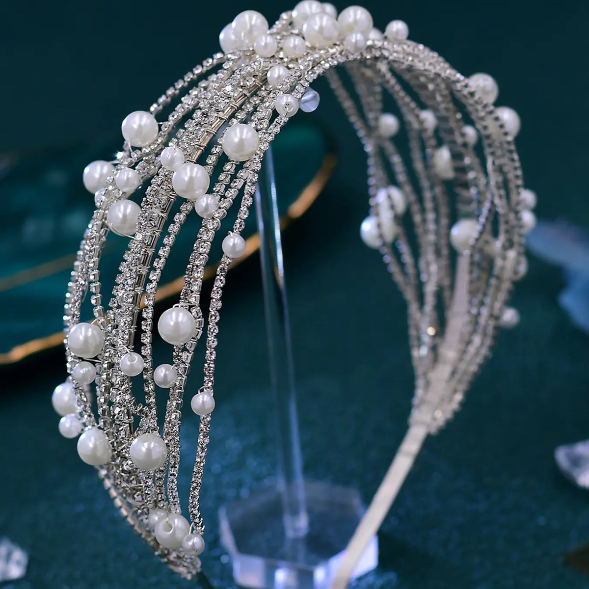 Women's Elegant Headband with Faux Pearls Decoration, Perfect for Weddings & Photography, All-Season Accessory for Special Occasions