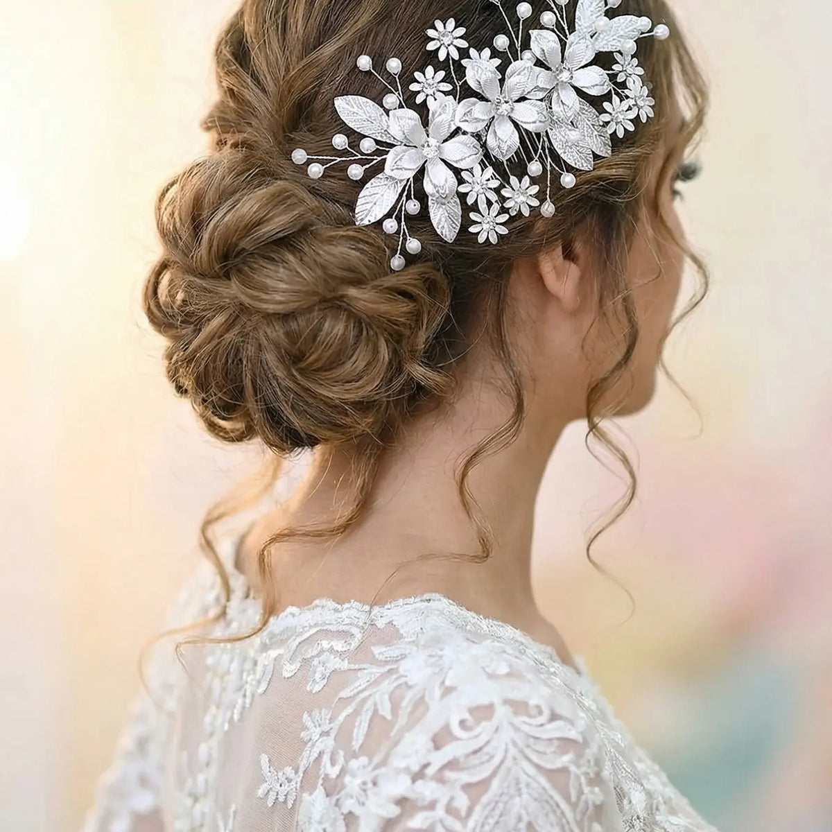 Elegant Handmade Handcrafted Alloy Flower Faux Pearl Hair Comb, Pearl Imitation, Bridal Wedding Bride Accessory, Party Dance Perfect Match, Women Festival Gathering Hairstyle Decor, All Seasons