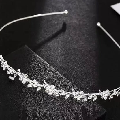 Women Silver Color Floral Crystal Headband, Bridal & Party Hair Accessory, Shiny Rhinestone Tiara, 1pc Glamour Elegant Design