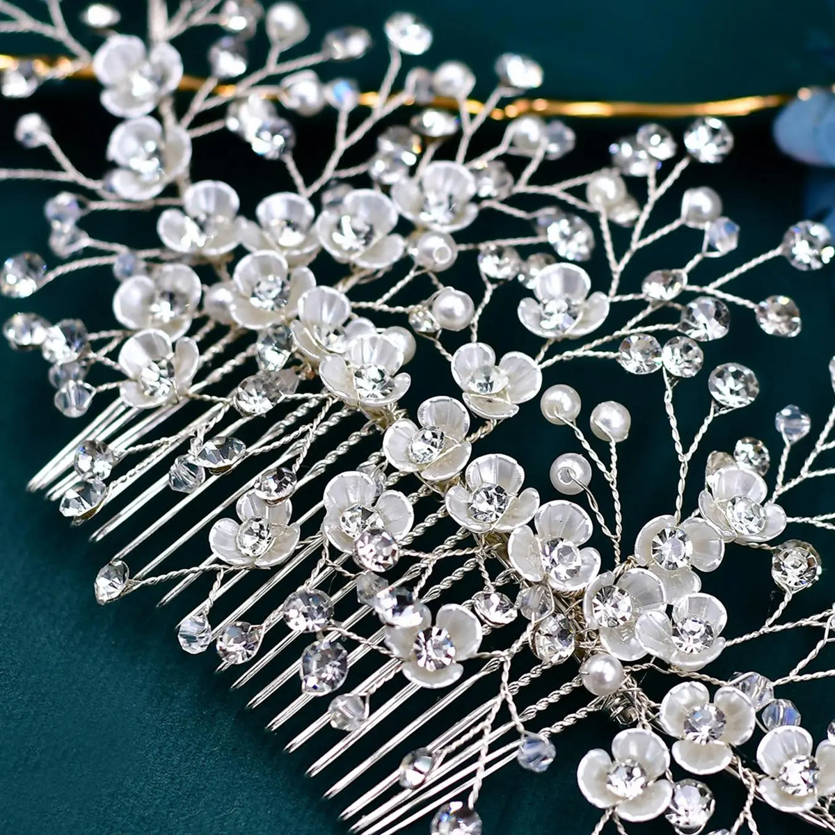 Rhinestone Decorated Hair Comb, Elegant Bridal Headwear for Wedding Bridal Party Formal Occasions, Fashion Hair Accessories for Women