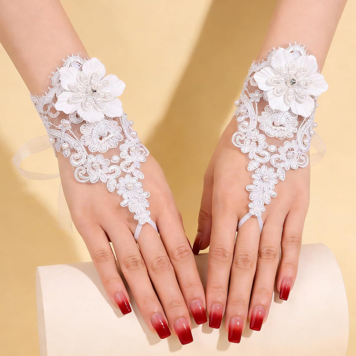 Fingerless Lace Gloves for Women - 1 Pair White Pearl Floral Bridal Wedding Cosplay Prom Party Accessories, One Size