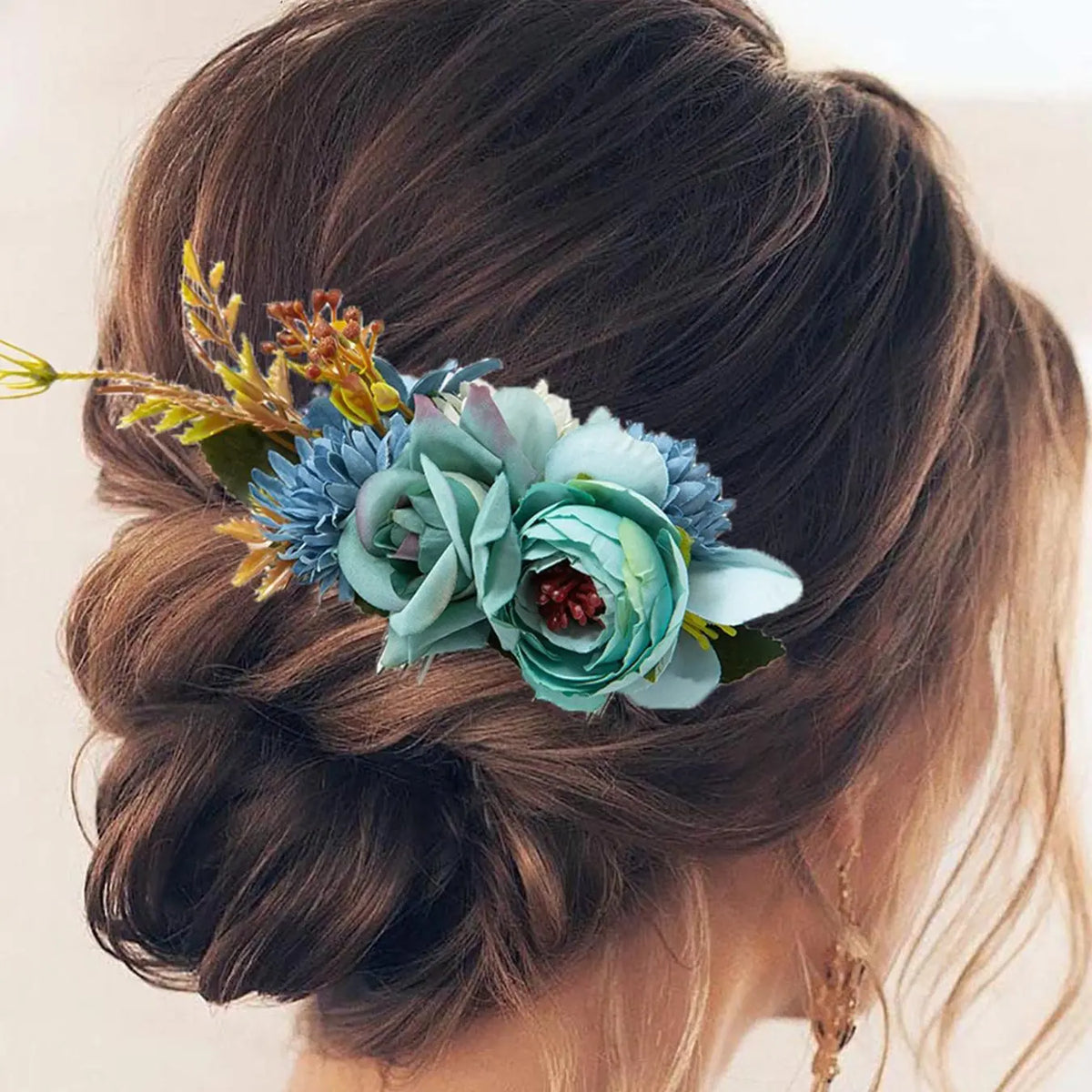 Large Artificial Flower Metal Hair Side Comb, Decorative Floral Hair Clip, Elegant Hair Accessory Versatile Use for Weddings, Brides, Girls, Bridal Party