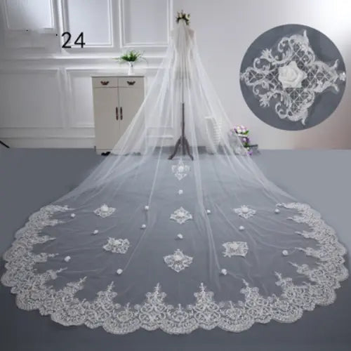 Bridal Long-Tail Luxury Veil - Elegant Sheer Wedding Accessory for Brides with Refined Finishing Touch