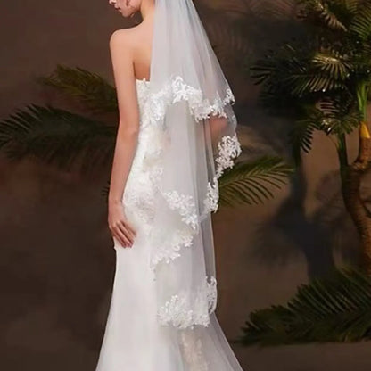 Elegant Ivory Wedding Veil, Long Water-Soluble Lace Trim, Perfect for European and American Weddings, Simple and Chic Design, Wedding Veils for Brides, The Wedding Veil