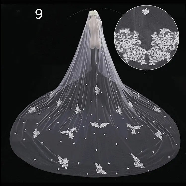 Bridal Long-Tail Luxury Veil - Elegant Sheer Wedding Accessory for Brides with Refined Finishing Touch