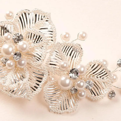 Pearl & Crystal Bridal Clip • Pearl Wedding Clip • Crystal Bridal Clip • Floral Pearl Clip • Wedding Clip • Floral Bridal Hair Clip • 2537
