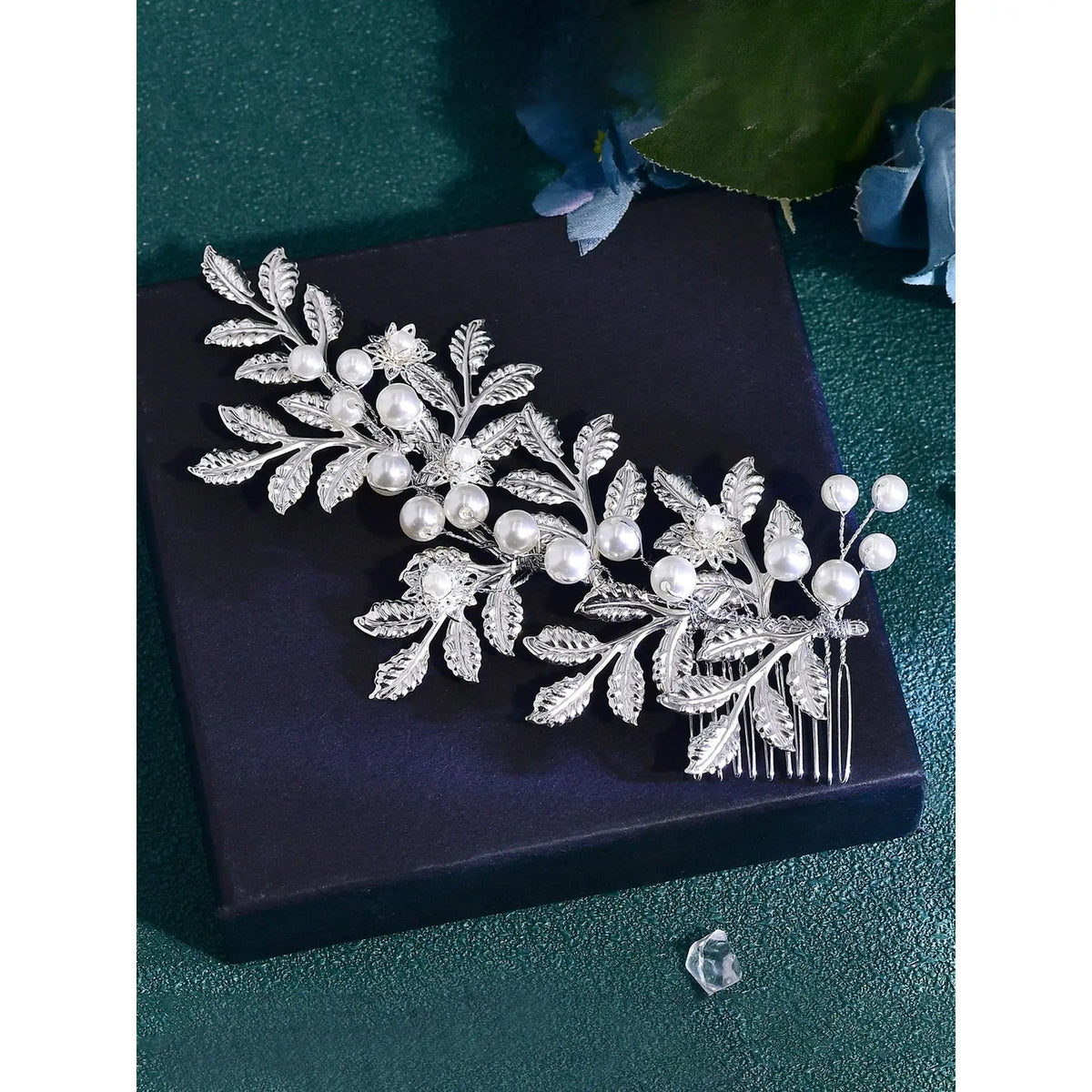 Rhinestone Decorated Leaf Design Headband, Elegant Bridal Headwear for Wedding Bridal Party Formal Occasions, Fashion Hair Accessories for Women
