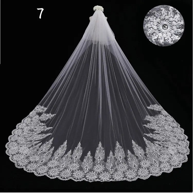 Bridal Long-Tail Luxury Veil - Elegant Sheer Wedding Accessory for Brides with Refined Finishing Touch