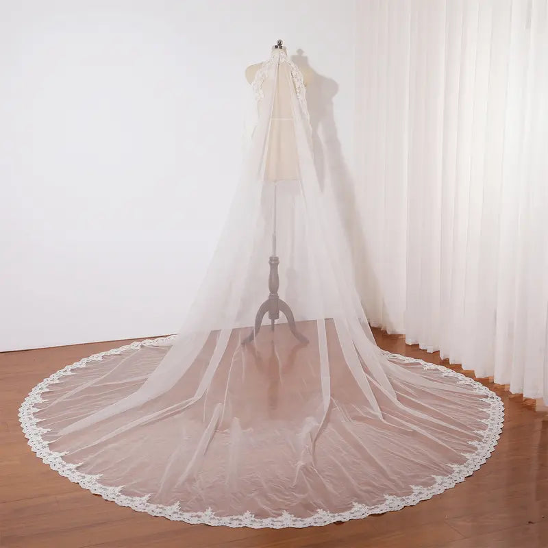 Extra wide wedding  bridal veil, Ivory lace bridal veil, Handmade cathedral wedding veil, Small flowery veil, Retro church veil, Elegant tulle veil for wedding dress