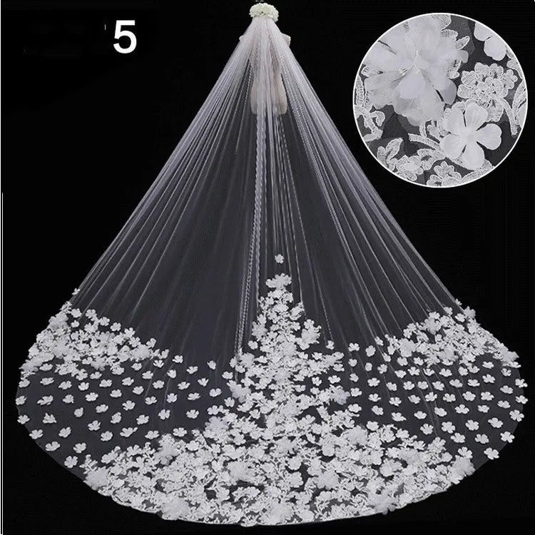 Bridal Long-Tail Luxury Veil - Elegant Sheer Wedding Accessory for Brides with Refined Finishing Touch