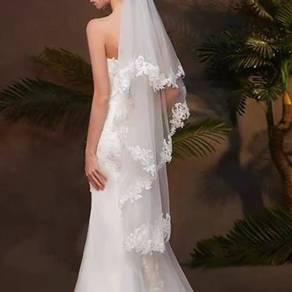Elegant Ivory Wedding Veil, Long Water-Soluble Lace Trim, Perfect for European and American Weddings, Simple and Chic Design, Wedding Veils for Brides, The Wedding Veil